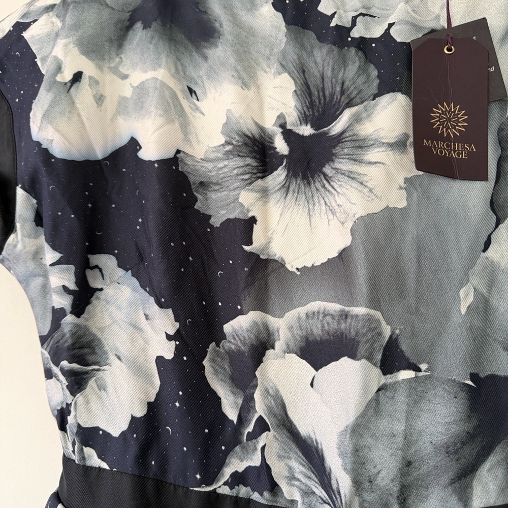 🌟🌟HOST PICK🌟🌟Stunning NWT “”MARCHESSA VOYAGE” 💯 Silk Dress - Picture 3 of 9